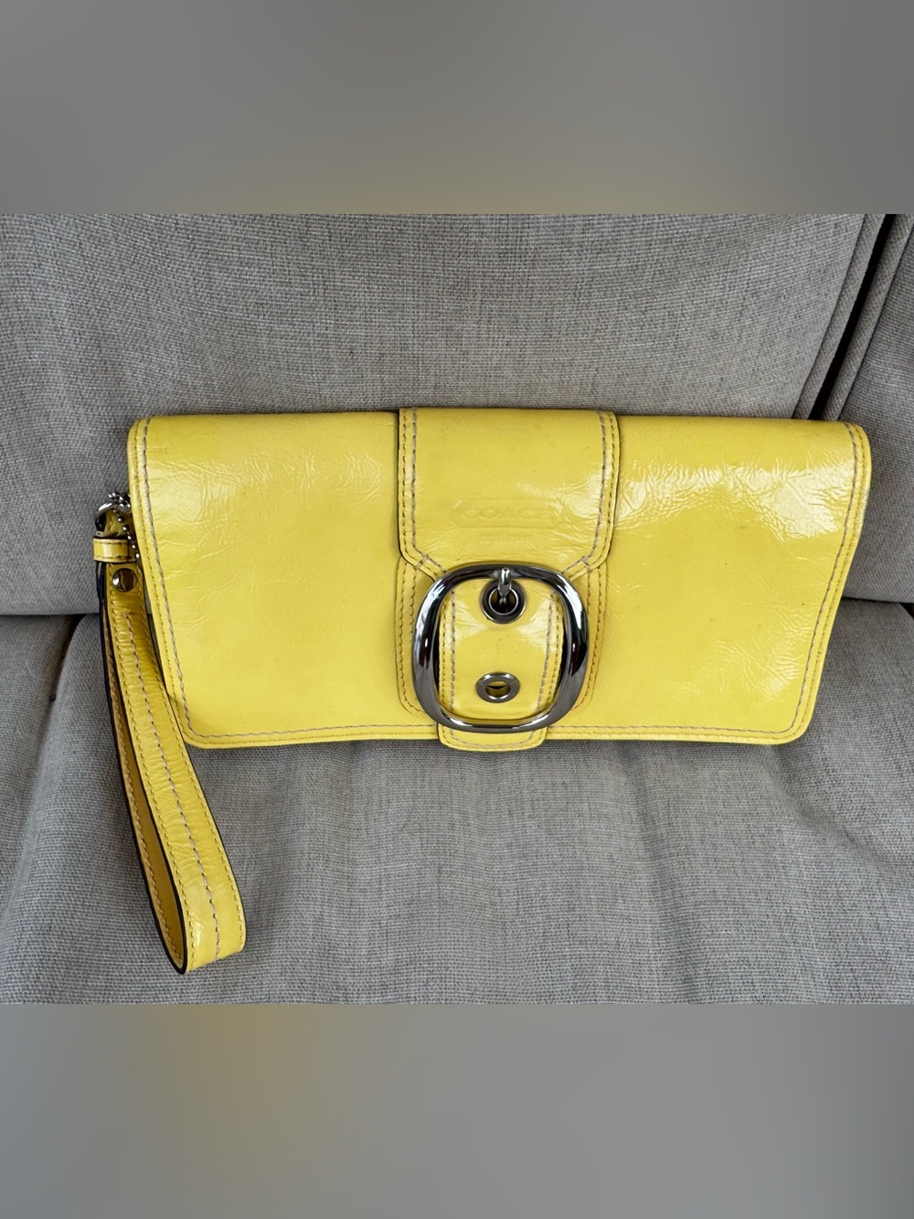 Coach Bleecker Yellow Patent Leather Long Wallet Wristlet Vintage - Picture 2 of 5